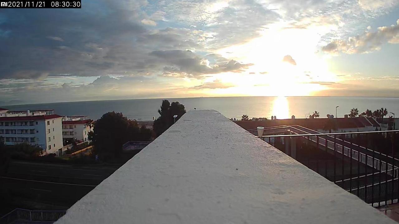 Manilva Playa Apartment Bagian luar foto