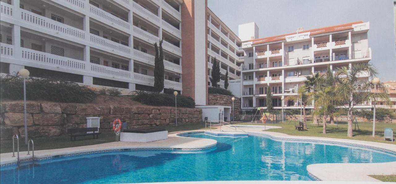 Manilva Playa Apartment Bagian luar foto