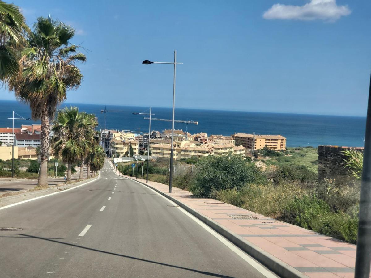 Manilva Playa Apartment Bagian luar foto