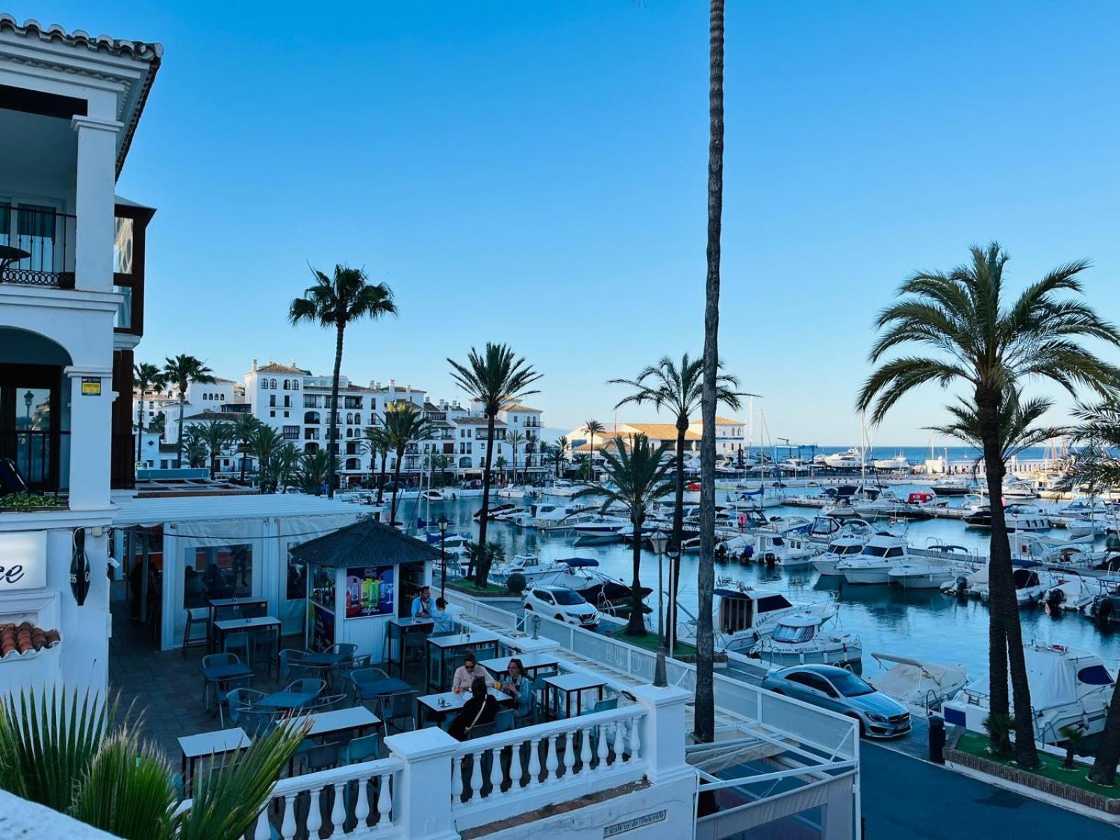 Manilva Playa Apartment Bagian luar foto