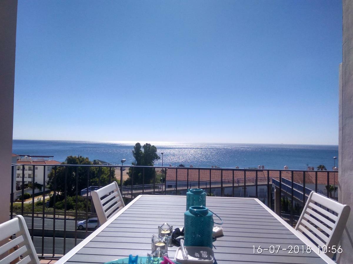 Manilva Playa Apartment Bagian luar foto