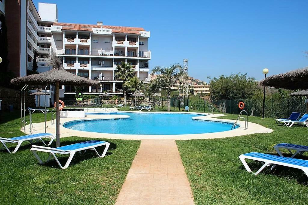Manilva Playa Apartment Bagian luar foto