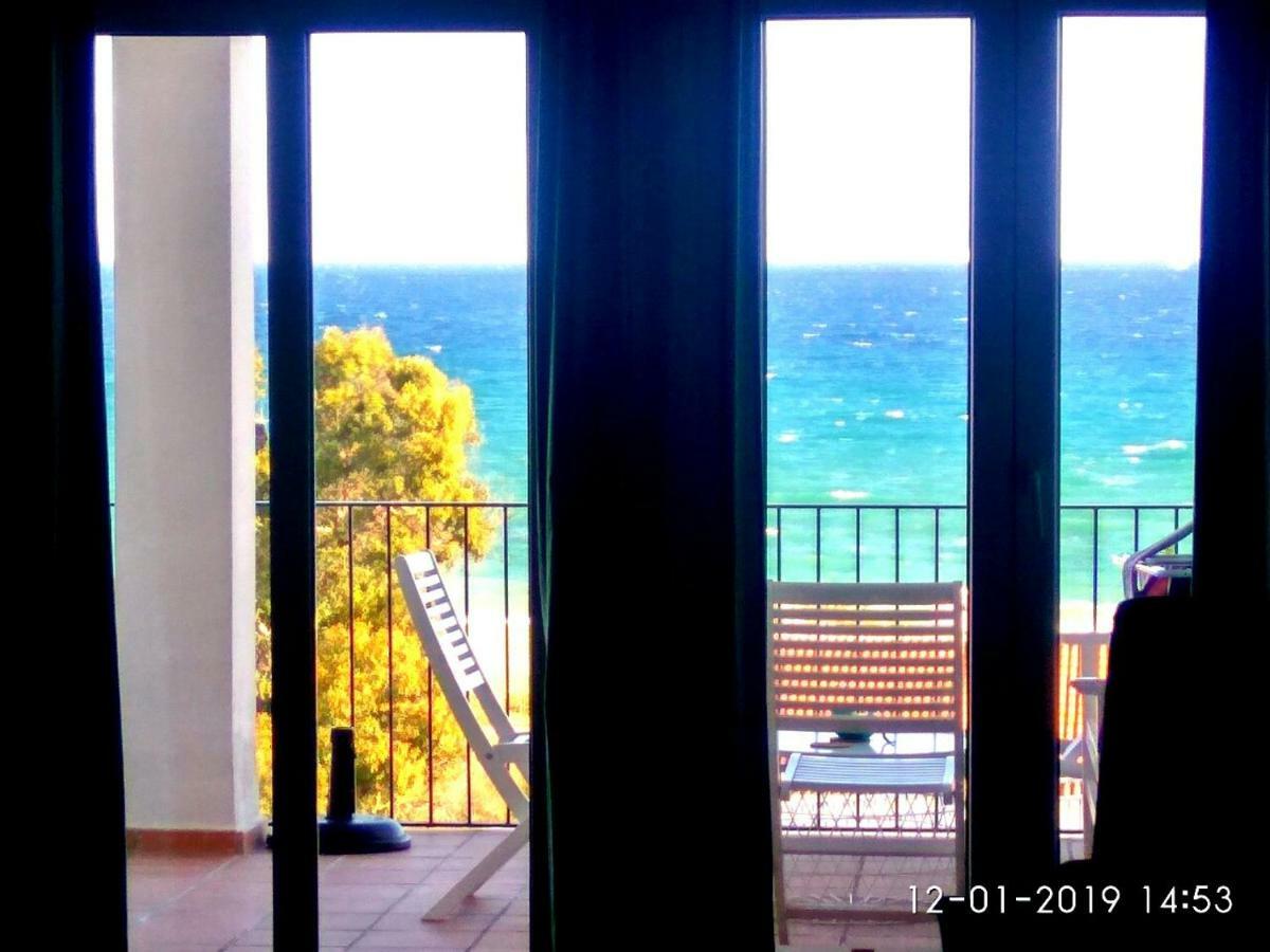 Manilva Playa Apartment Bagian luar foto