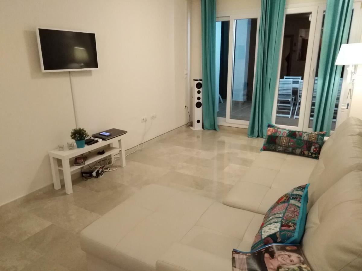 Manilva Playa Apartment Bagian luar foto